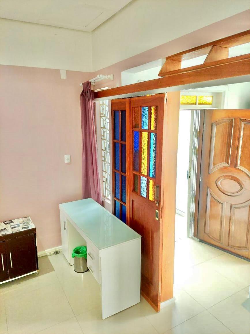 Estudio Ilha Centro Sul Ufsc, Ar Cond, Estac, Varanda, Vista Mar Florianópolis Dış mekan fotoğraf